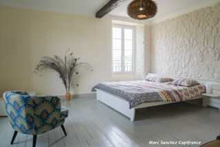  Maison � vendre 9 pi�ces 302 m�