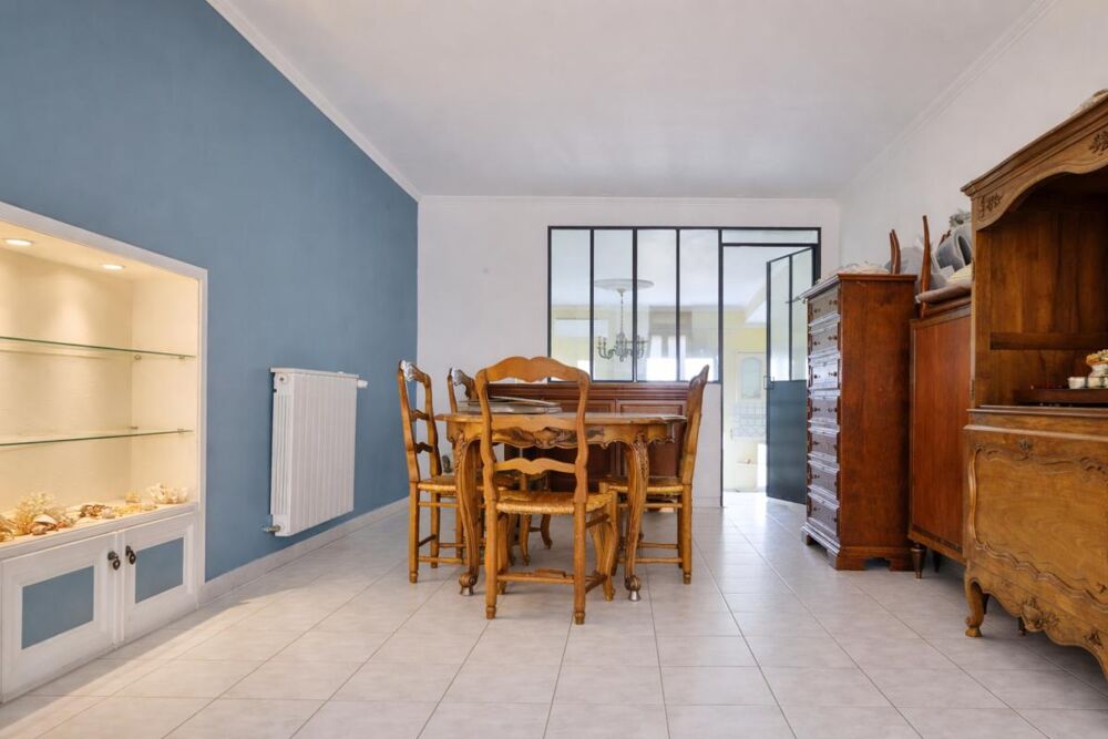 Maison Moux 8 pièce(s) 182 m2