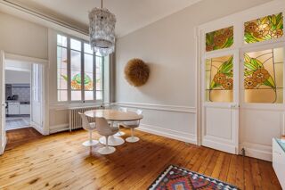  Appartement � vendre 5 pi�ces 144 m�