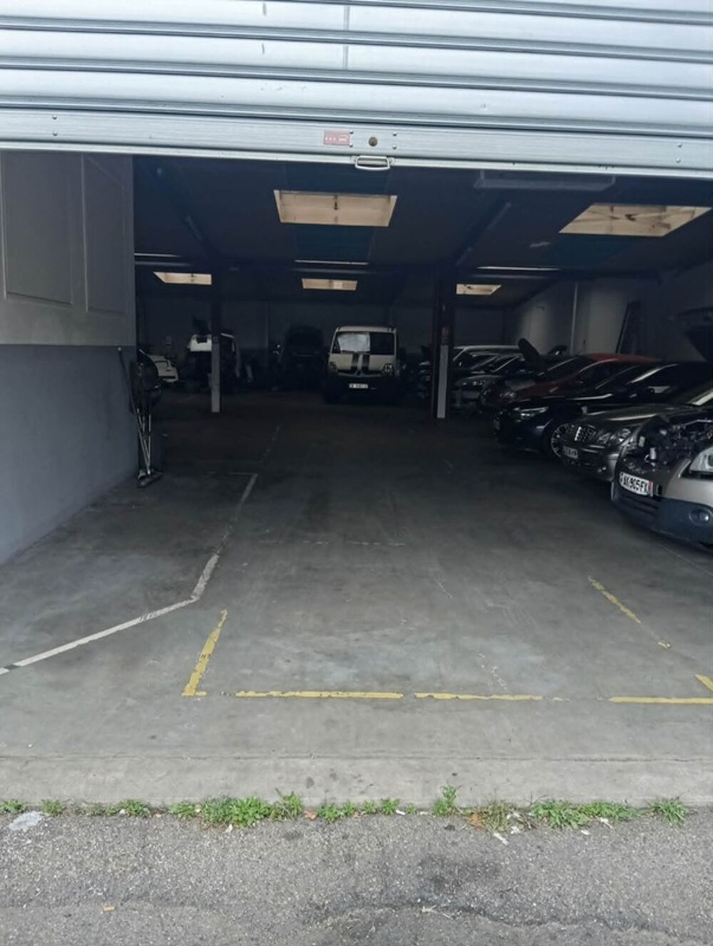   # INVESTISSEMENT – ENTREPÔT / LOCAL D'ACTIVITÉ DE 665 m² – VILLEFRANCHE-SUR-SAÔNE (69400) Villefranche sur saone