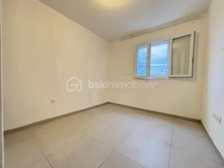  Immeuble � vendre 6 pi�ces 96 m�