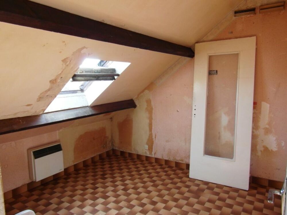 TREMBLAY EN FRANCE (93) - DPE D - APPARTEMENT T3 A RENOVER AVEC PARKING DANS PETITE RESIDENCE A PRIX FOU