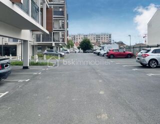  Parking / Garage � vendre 