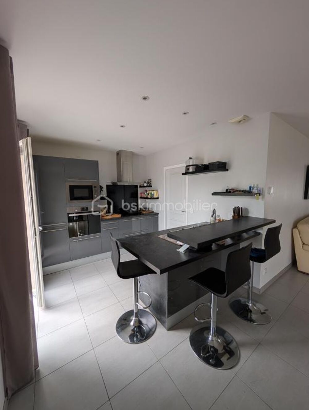 Vente Maison Maison de 101m2 avec garage, 3 chambres dont une suite parentale, centre ville Saint-andré-de-cubzac Saint andre de cubzac