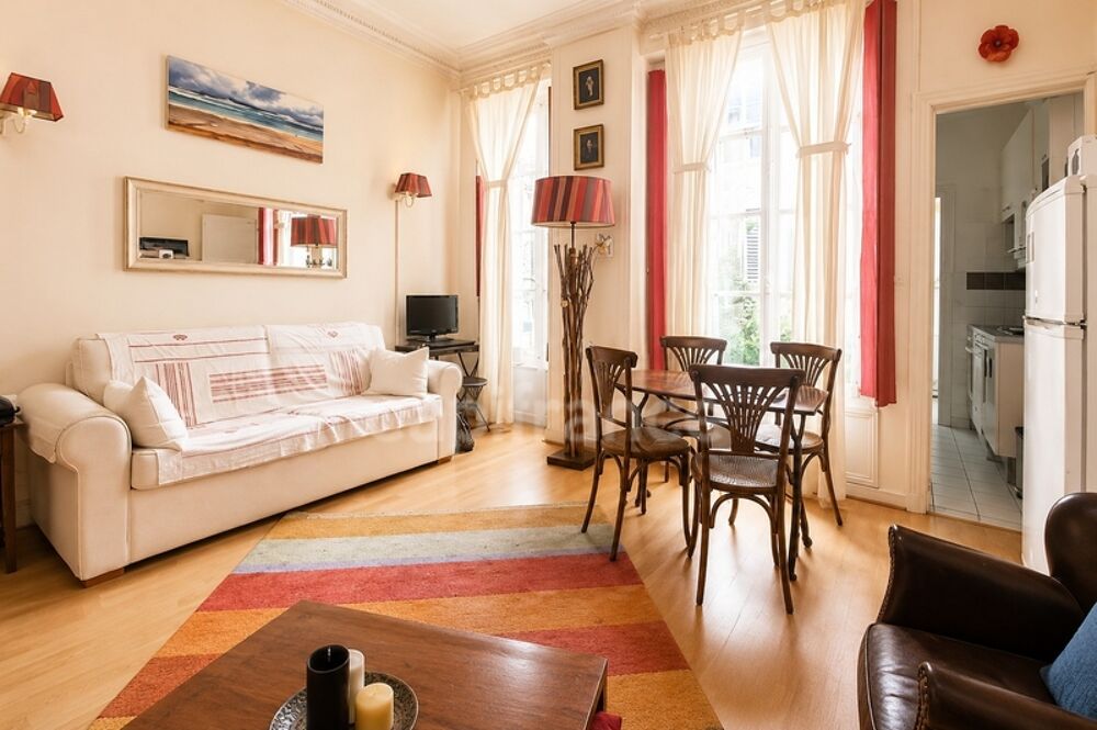 Vente Appartement Paris 6e – Rue du Regard – À deux pas du Bon Marché; Appartement à vendre 1 pièces Paris 6