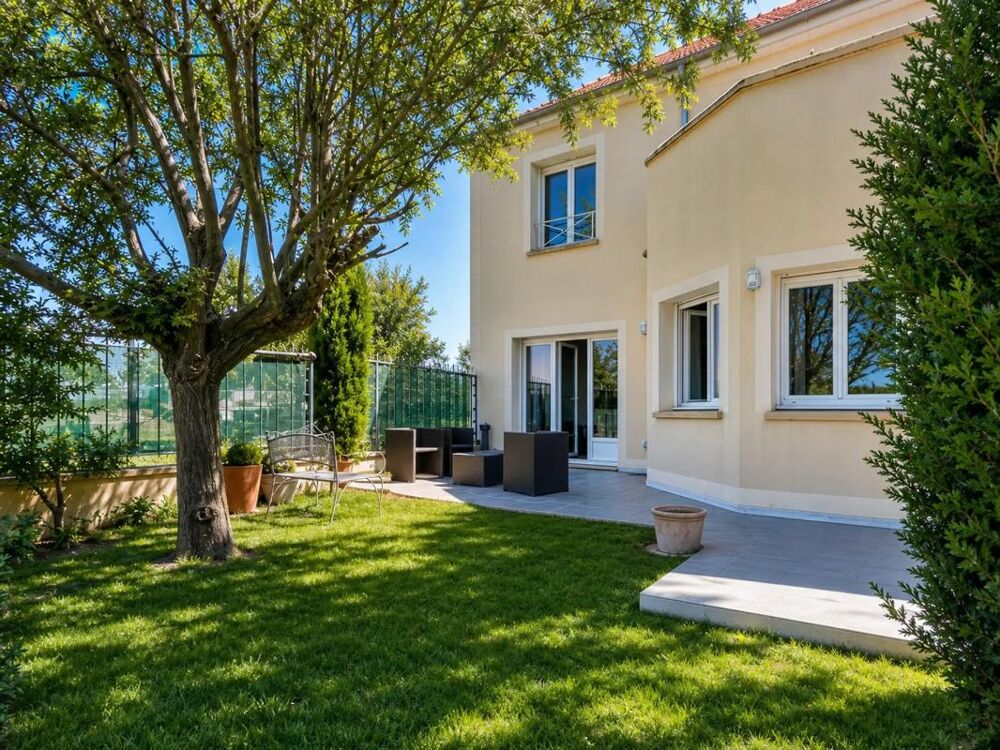 Maison de 4 pièces de 100 m² à Saint-Cyr-l'École