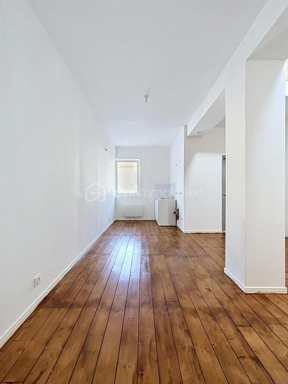Maison mitoyenne entièrement rénovée 56m2 - Nogentel