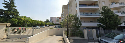  Parking / Garage � louer 