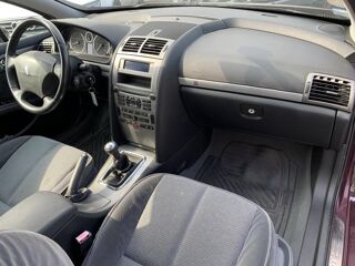 407 1.8e 116 CH Ex&eacute;cutive 2004 occasion 14650 Carpiquet