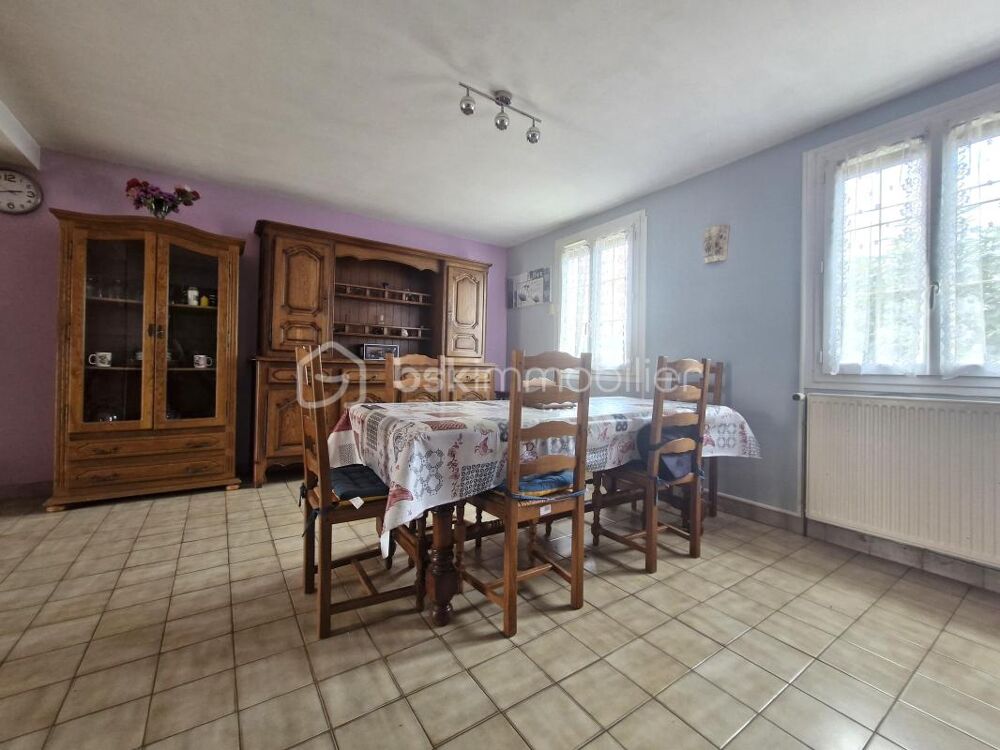 Vente Maison Maison familiale aux volumes généreux avec jardin, terrasse et sous-sol total Braine