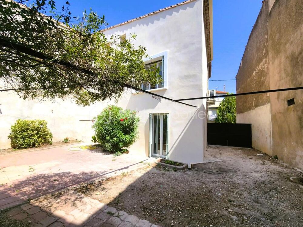 Vente Maison Maison de village T5 de 130 m² – Rénovation intégrale (DPE A) – Extérieur sans vis-à-vis et stationnements privatifs Bessan