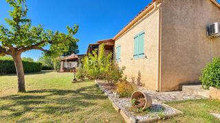 Vente Maison VILLELAURE – Belle maison de plain-pied avec piscine, garage et atelier, 170 m², 3 chambres Villelaure