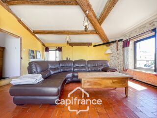  Maison à vendre 10 pièces 242 m²
