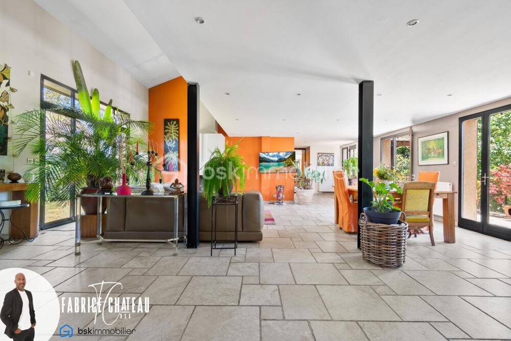 Grande maison familiale avec 5 chambres - cachet et jardin paysager