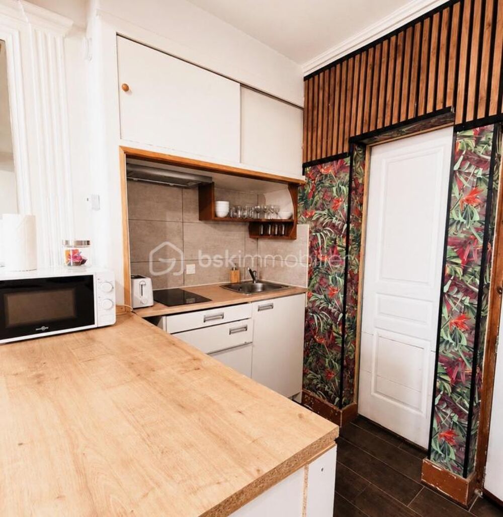 Vente Immeuble INVESTISSEMENT LOCATIF- UN LOCAL COMMERCIAL- 2 APPARTEMENTS- 1 STUDIO - 1 CAVE- ENTIÈREMENT MEUBLÉ Carcassonne