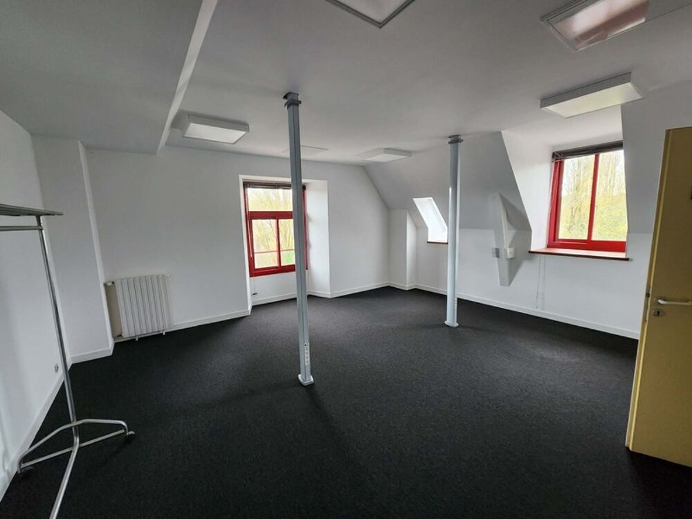   IMMEUBLE DE BUREAUX – 820 m² – EMPLACEMENT STRATÉGIQUE AUX PORTES DE RENNES Guichen
