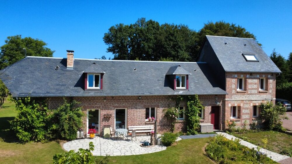 Vente Maison Maison de caractère en brique et silex – XIXe siècle – Environ 193 m² habitables – Terrain de 3 200 m² Saint romain de colbosc