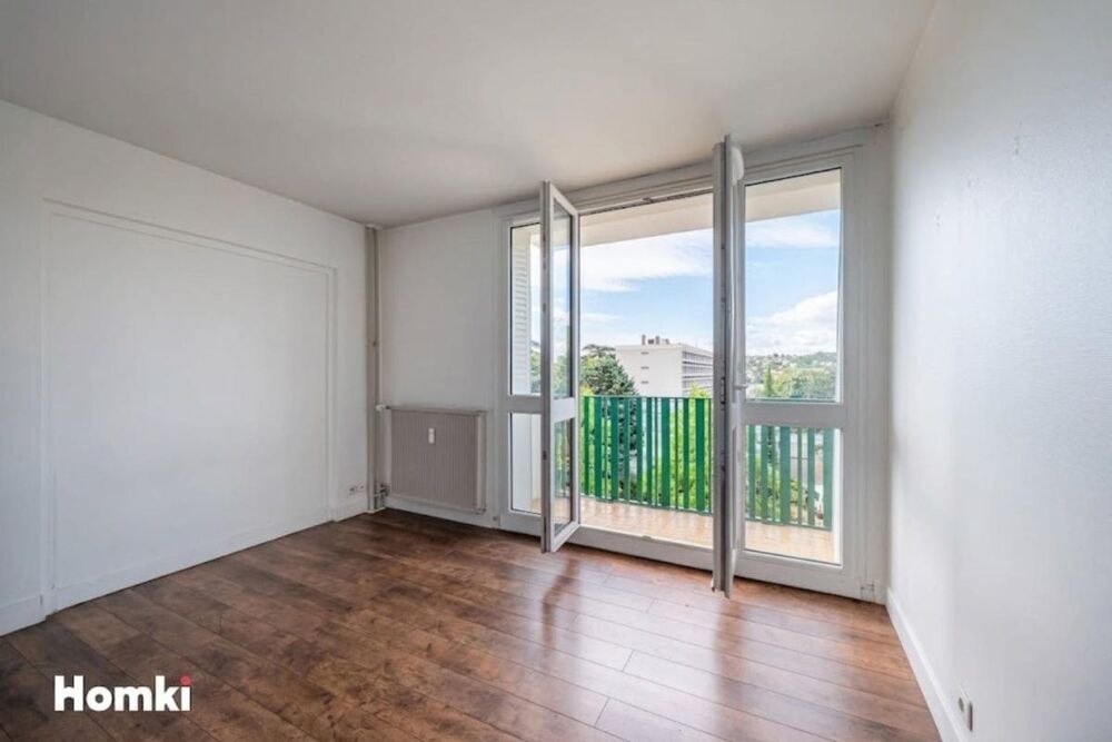 Vente Appartement Appartement T5 de 100 m² à Oullins-Pierre-Bénite 69310, Rue du Centenaire Oullins pierre benite