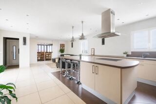  Villa à vendre 10 pièces 260 m²