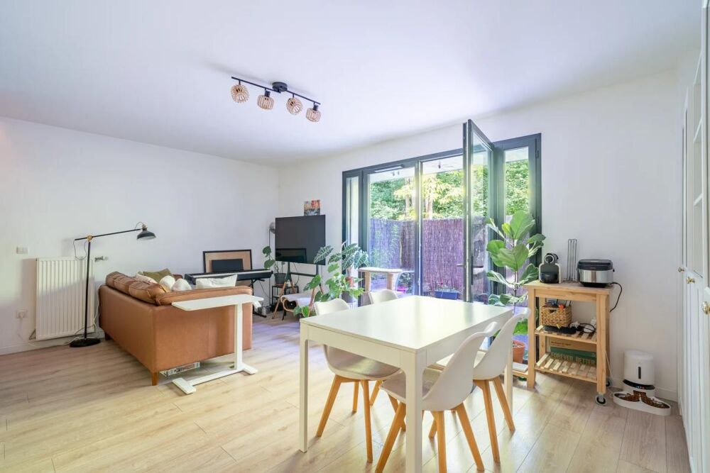 Appartement DUPLEX de 3 pièces de 64 m² à Stains