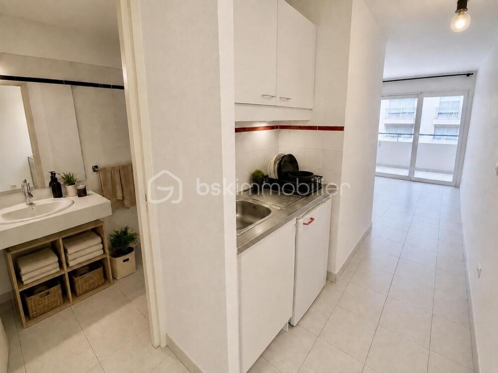 Vente Appartement *** HÔPITAUX/FACULTES - STUDIO - RESIDENCE SÉCURISÉE - DERNIER ÉTAGE - LOUÉ - INVESTISSEUR *** Montpellier