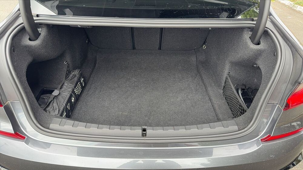 S&eacute;rie 3 318d Mild Hybrid 150 BVA8 M Sport - Automatique 2021 occasion 16000 Angouleme