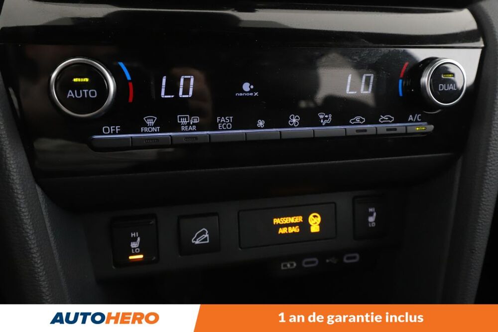 Yaris Cross 1.5 AWD-i Hybride Premiere 130H 2024 occasion 92130 Issy-les-Moulineaux