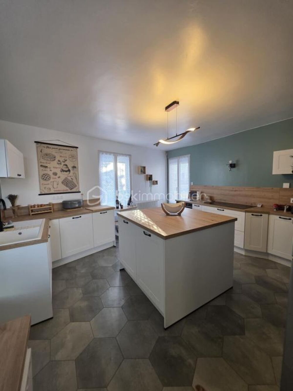 Maison de bourg de 190m2 avec terrain et Garage