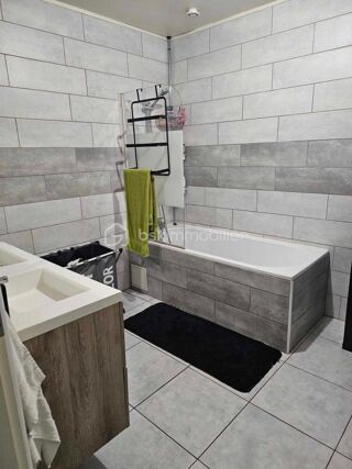  Immeuble à vendre 10 pièces 300 m²