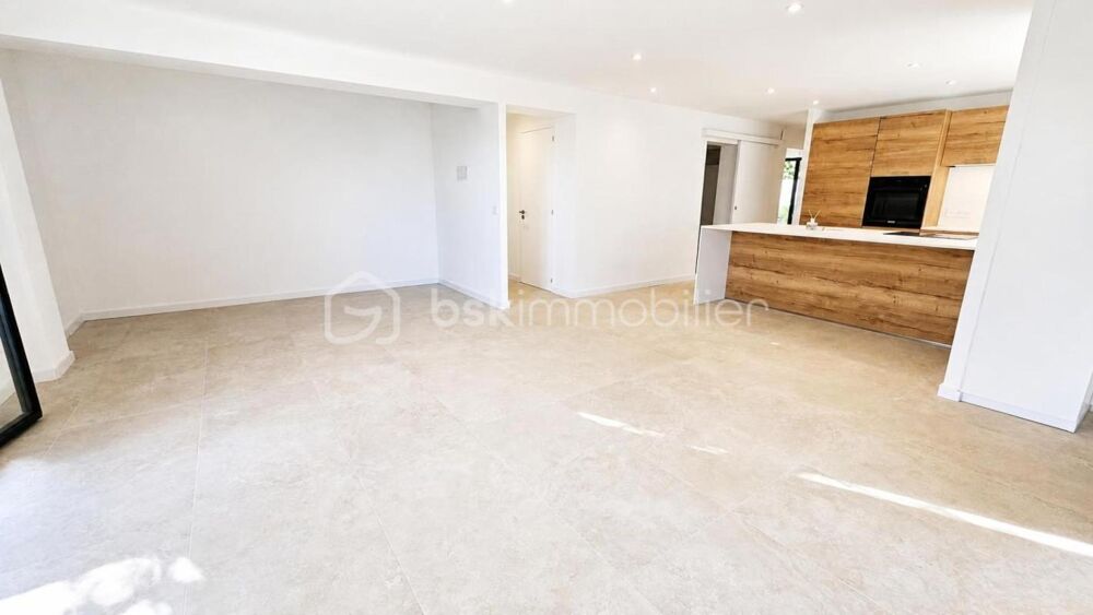 Vente Appartement REZ-DE-VILLA D'EXCEPTION AUX PORTES DE LA MER - SAINTE-MAXIME Sainte maxime
