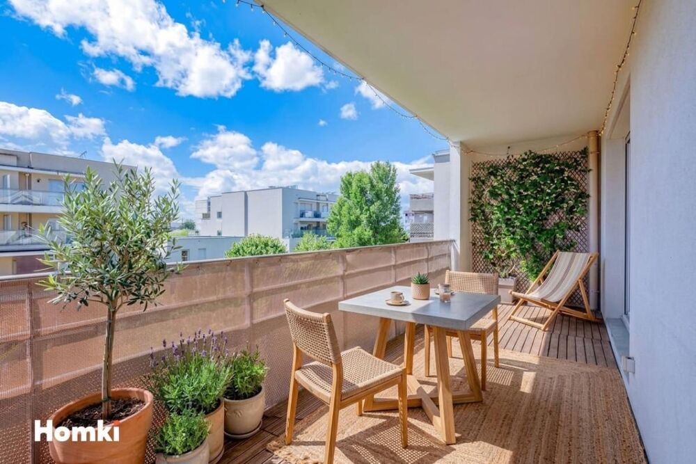 Vente Appartement T4 de 82 m² avec balcon, cave et garage possible – Résidence récente et sécurisée Villeurbanne