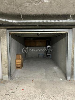  Parking / Garage � vendre 15 m�