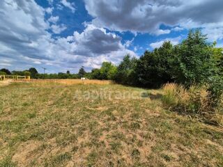  Terrain à vendre 553 m²