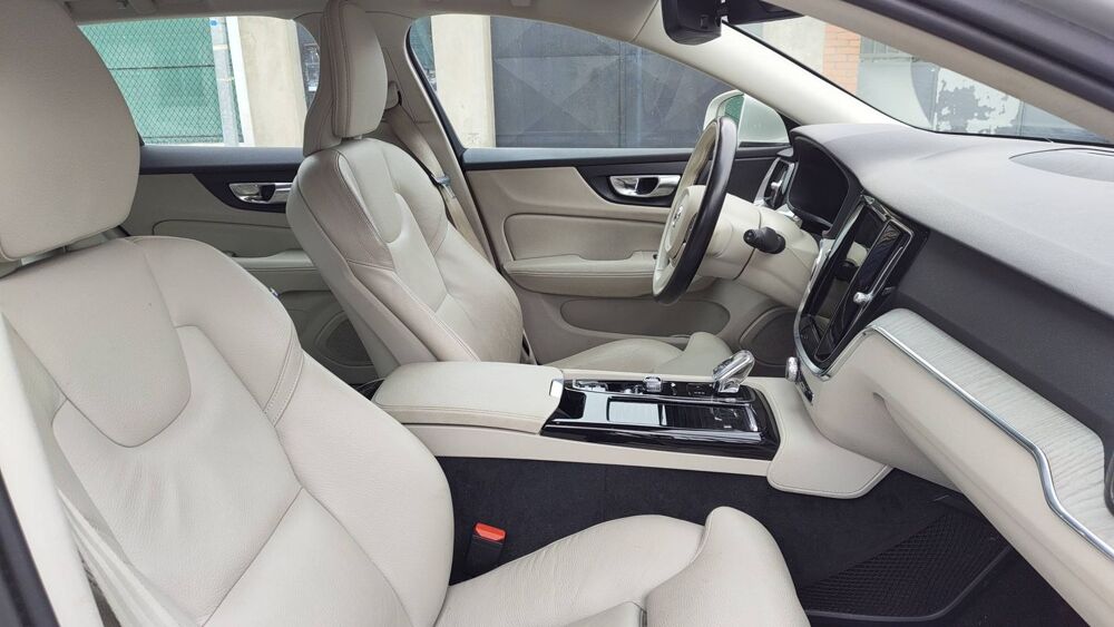 V60 II 2.0 T6 340 Hybride AWD Geartronic8 Inscription 2020 occasion 75013 Paris