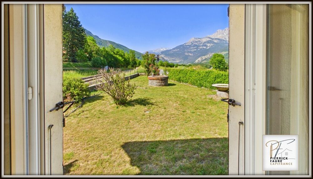 Maison atypique à Villar-Saint-Pancrace : jardin, dépendance et vue montagne