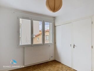  Appartement à louer 3 pièces 59 m²