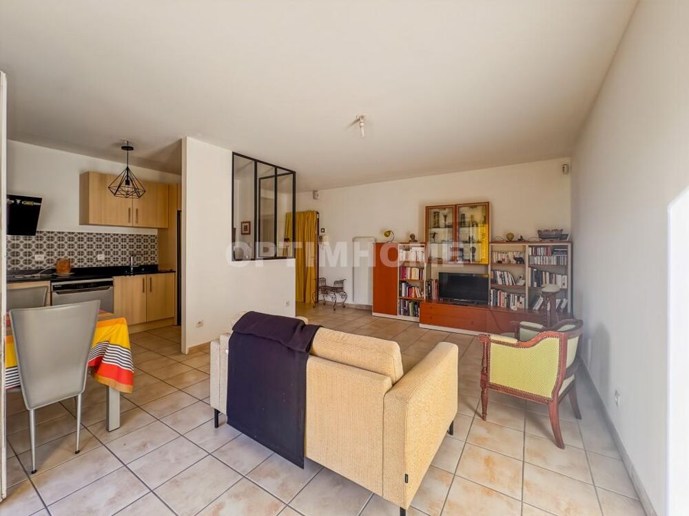 Appartement 3 pièces - LUMINOSITÉ - CALME - stationnement sécurisé en sous sol