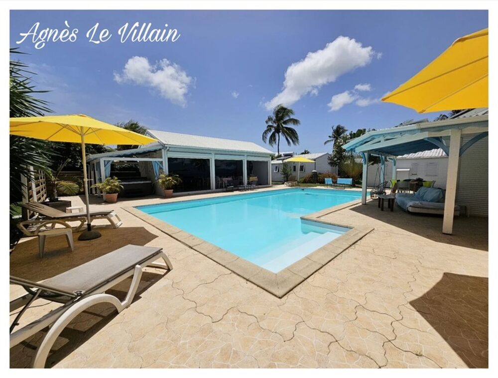 Propriété Touristique avec Villa, 6 Bungalows, Piscine et Espace Réception