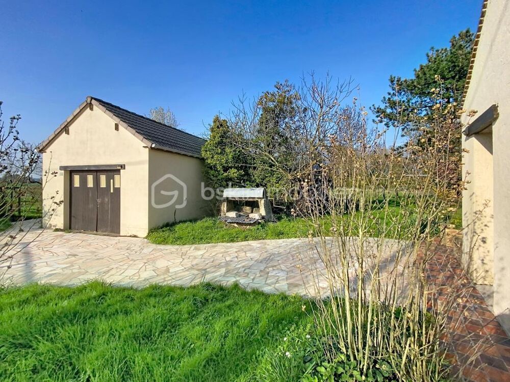 Maison de campagne 95 m² avec dépendance aménagée, garage et puits  Douchy-Montcorbon