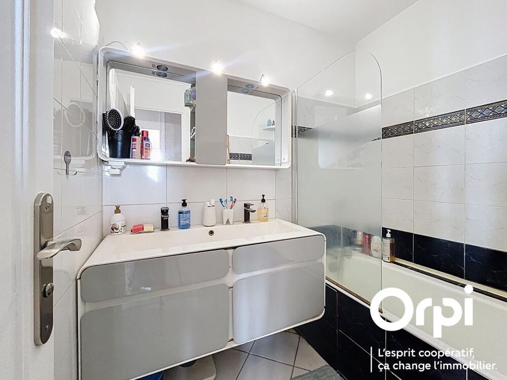 Vente Appartement VILLEURBANNE, 5 PIÈCES, 4 CHAMBRES, GARAGE Villeurbanne