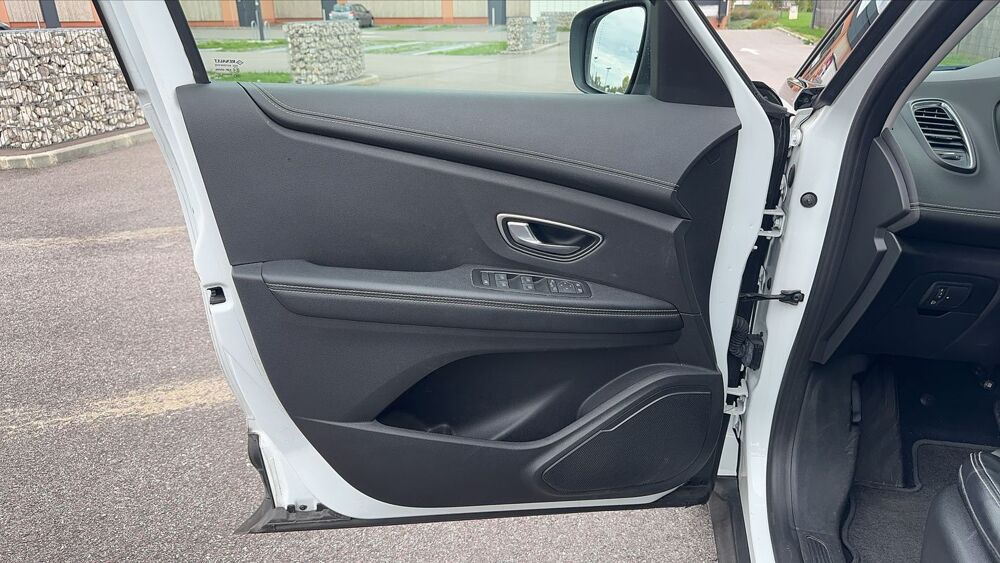 Grand scenic IV 1.7 Blue dCi 120 EDC6 Intens 2020 occasion 27590 Pitres