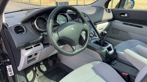 5008 1.6 HDi 110 Premium Pack 2010 occasion 95100 Argenteuil