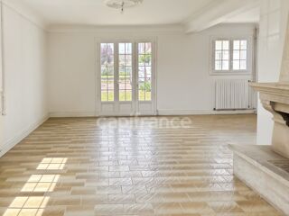  Immeuble à vendre 7 pièces 250 m²