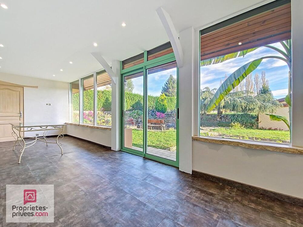 Grande propriété 253 m2 - dépendances aménageables- piscine & espace bien-être