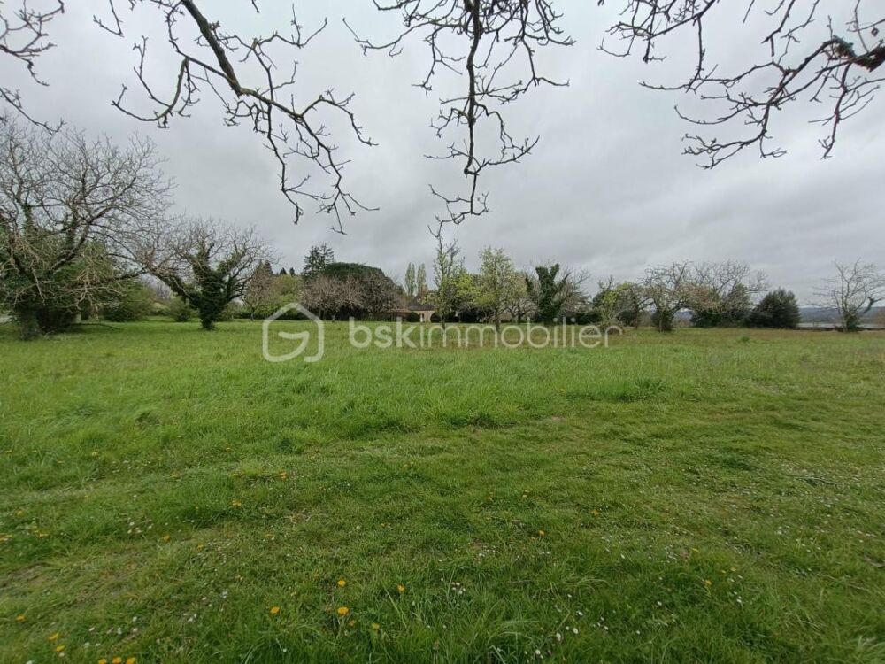 Vente Terrain Très Beau Terrain Plat d'environ 4 089 m2 Constructible avec CU en Cours, situé en Périgord Noir à Belvès 24170 Belves