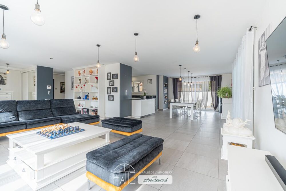 à vendre  Villa Le Vigen (87110)