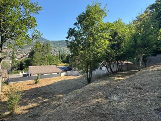  Terrain à vendre 692 m²