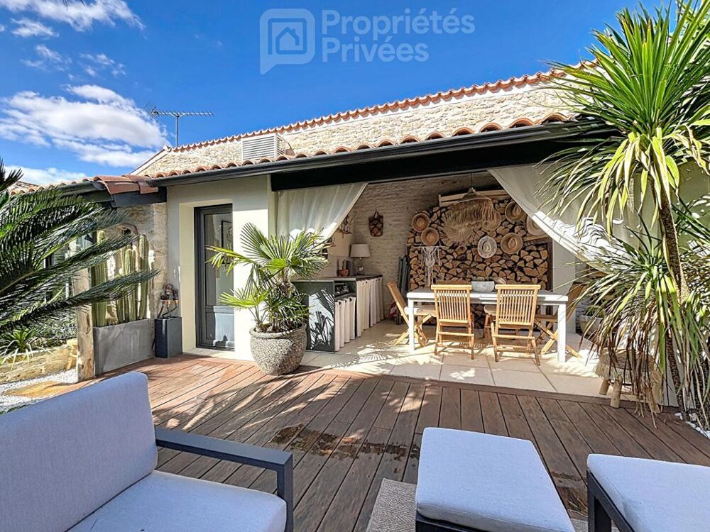 Vente Maison Elégance et raffinement 218 m2- 4 chambres - jardin d'exception Saint sauveur d aunis