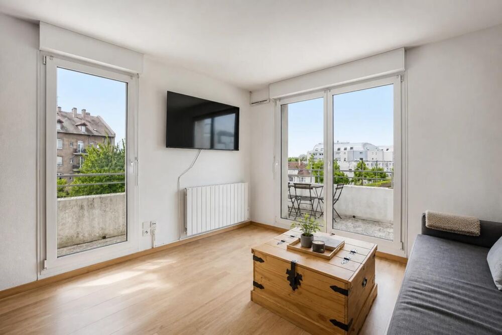 Appartement lumineux de 3 pièces avec terrasse à Strasbourg