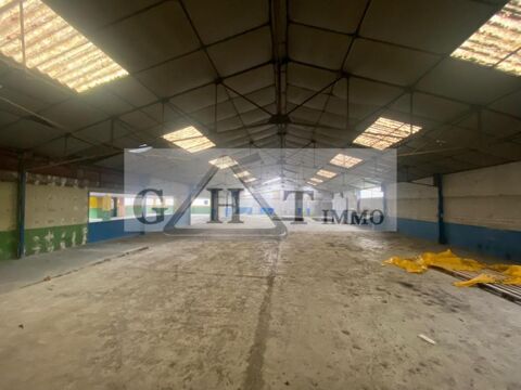   IMMEUBLE D ACTIVITE 3420M2 A VENDRE CORBEIL ESSONNES 